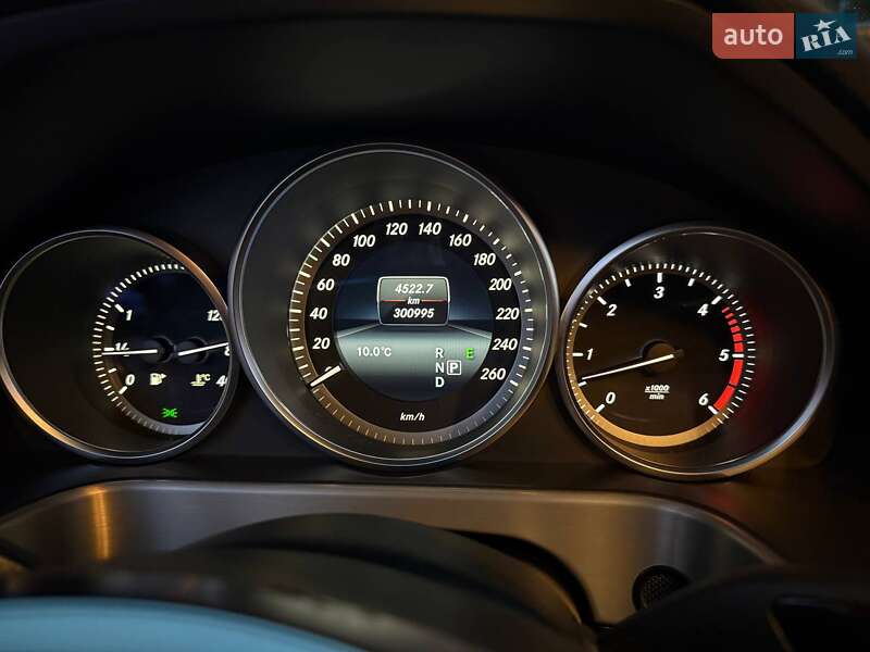 Седан Mercedes-Benz E-Class 2014 в Киеве
