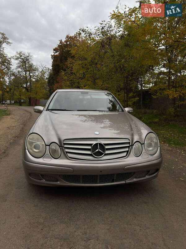 Седан Mercedes-Benz E-Class 2004 в Кременчуге фото 6 Седан Mercedes-Benz E-Class 2004 в Кременчуге