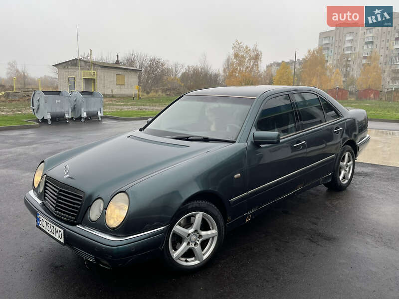 Mercedes-Benz E-Class 1997 Mercedes-Benz E-Class 1997