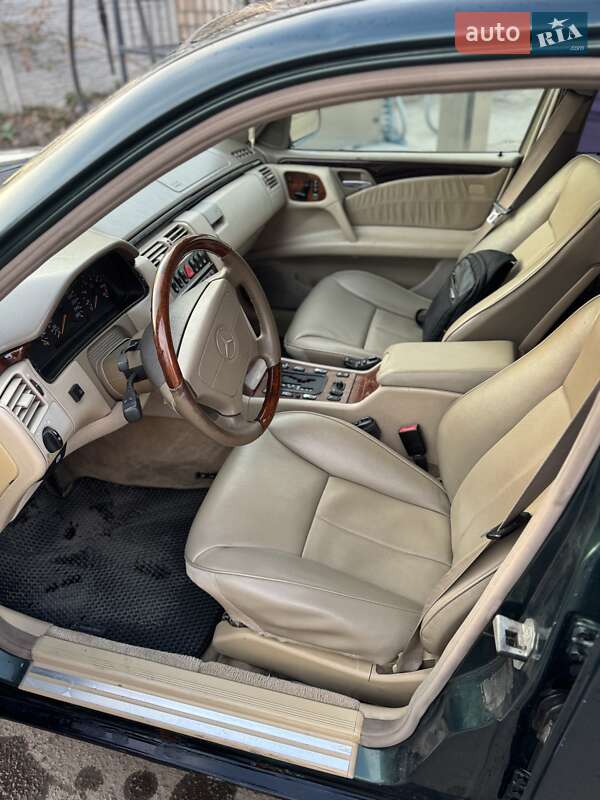 Седан Mercedes-Benz E-Class 1997 в Полтаві фото 6 Седан Mercedes-Benz E-Class 1997 в Полтаві