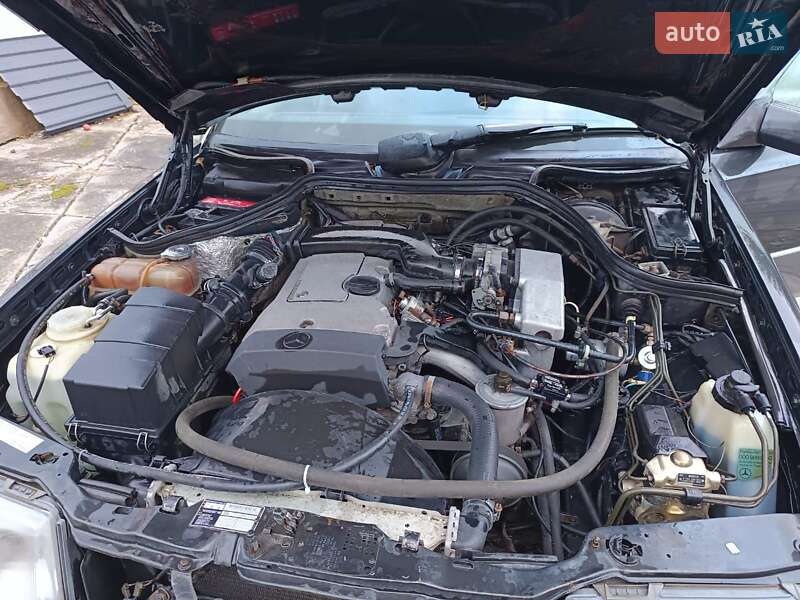 Седан Mercedes-Benz E-Class 1993 в Перемышлянах фото 16 Седан Mercedes-Benz E-Class 1993 в Перемышлянах