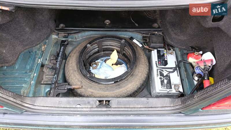 Седан Mercedes-Benz E-Class 1996 в Луцьку фото 13 Седан Mercedes-Benz E-Class 1996 в Луцьку