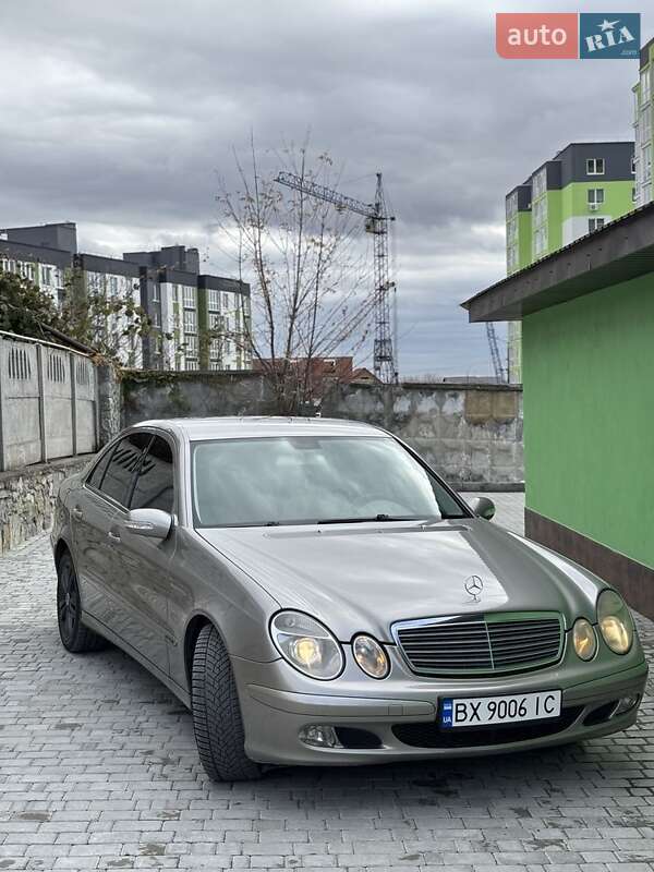Седан Mercedes-Benz E-Class 2004 в Каменец-Подольском