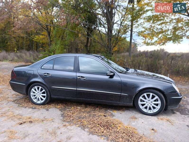 Седан Mercedes-Benz E-Class 2002 в Заре фото 17 Седан Mercedes-Benz E-Class 2002 в Заре