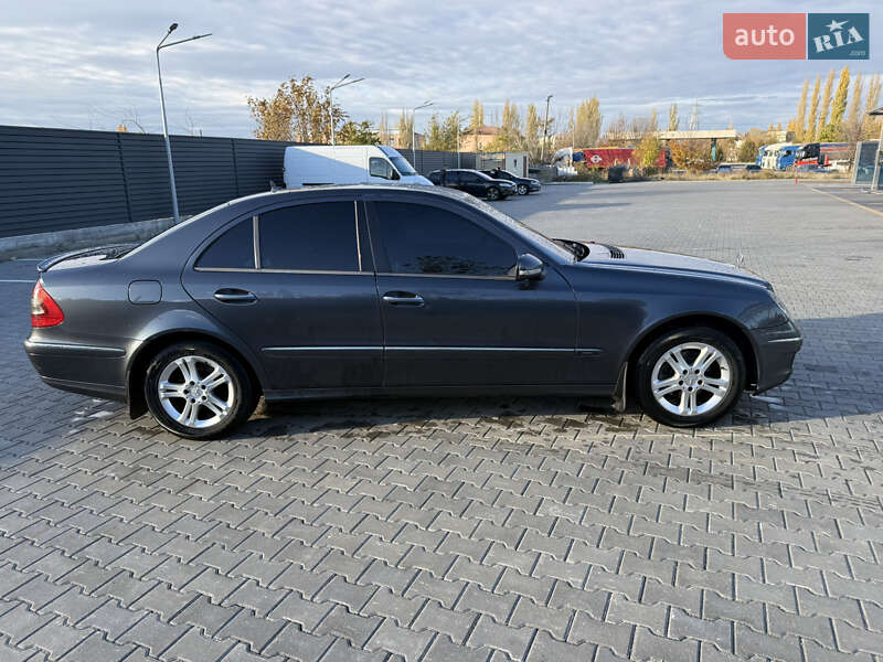 Седан Mercedes-Benz E-Class 2008 в Николаеве фото 14 Седан Mercedes-Benz E-Class 2008 в Николаеве