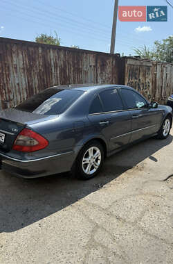 Седан Mercedes-Benz E-Class 2008 в Миколаєві