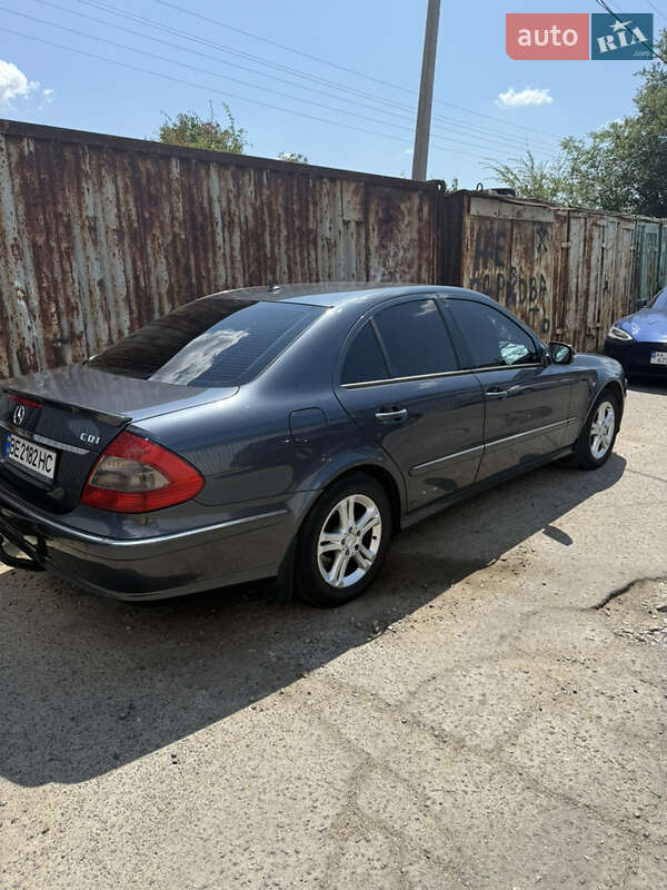 Седан Mercedes-Benz E-Class 2008 в Николаеве фото Седан Mercedes-Benz E-Class 2008 в Николаеве