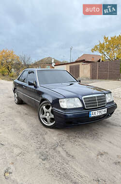 Седан Mercedes-Benz E-Class 1995 в Харькове Седан Mercedes-Benz E-Class 1995 в Харькове