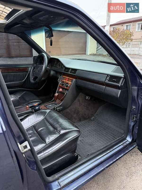 Седан Mercedes-Benz E-Class 1995 в Харькове фото 14 Седан Mercedes-Benz E-Class 1995 в Харькове