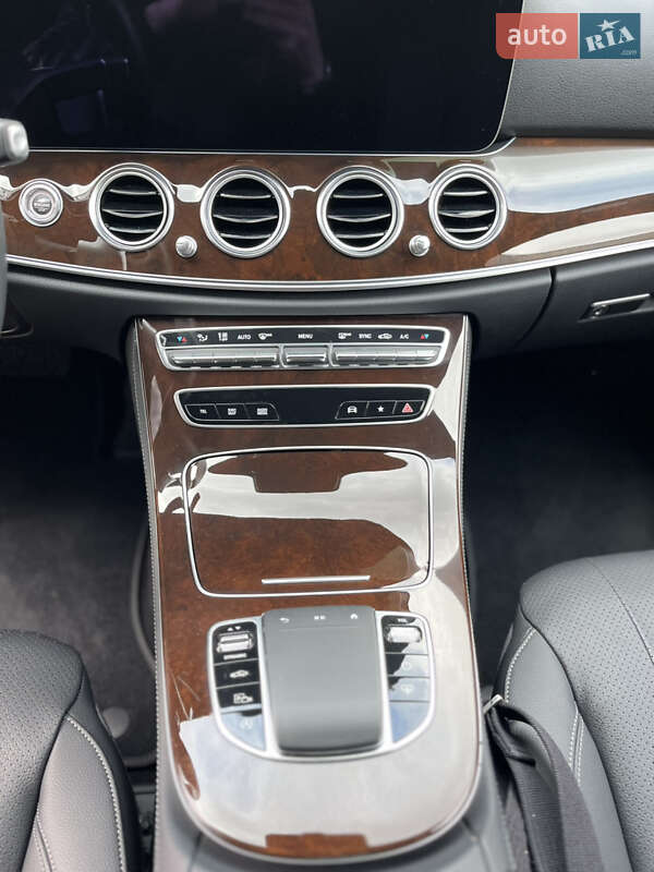 Седан Mercedes-Benz E-Class 2022 в Киеве фото 16 Седан Mercedes-Benz E-Class 2022 в Киеве