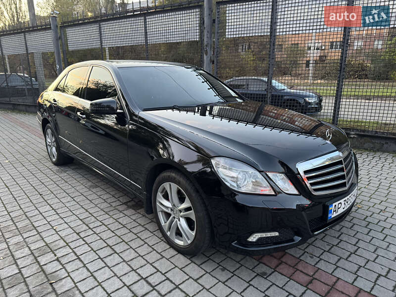 Седан Mercedes-Benz E-Class 2009 в Запоріжжі