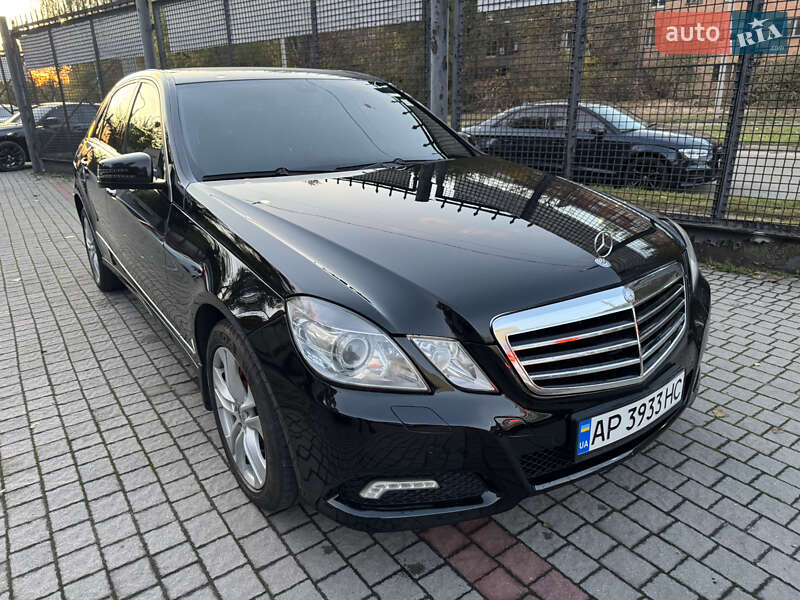 Седан Mercedes-Benz E-Class 2009 в Запоріжжі