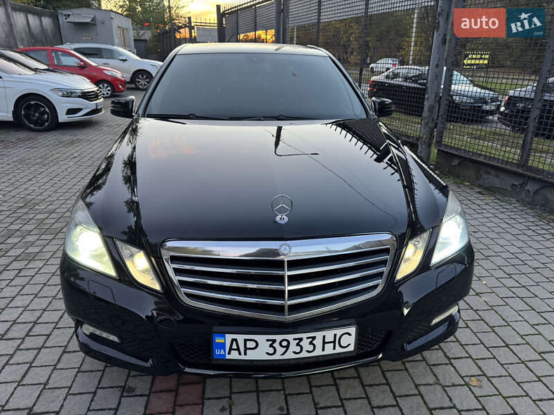Седан Mercedes-Benz E-Class 2009 в Запоріжжі