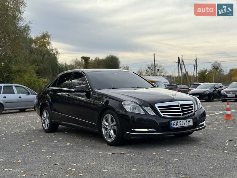 Седан Mercedes-Benz E-Class 2011 в Киеве фото 10 Седан Mercedes-Benz E-Class 2011 в Киеве