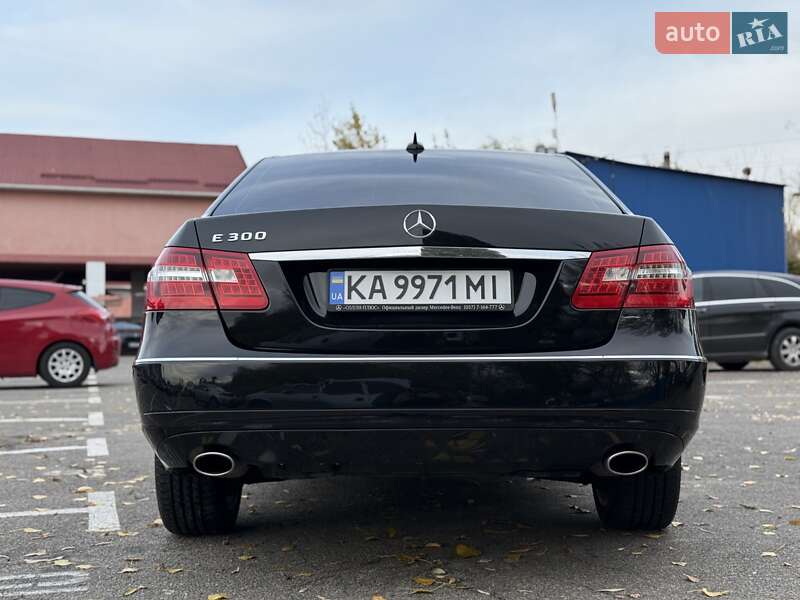 Седан Mercedes-Benz E-Class 2011 в Киеве фото 14 Седан Mercedes-Benz E-Class 2011 в Киеве