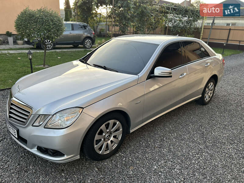 Седан Mercedes-Benz E-Class 2009 в Мукачево фото 11 Седан Mercedes-Benz E-Class 2009 в Мукачево