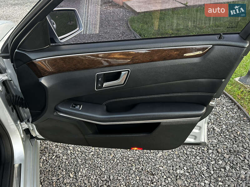 Седан Mercedes-Benz E-Class 2009 в Мукачево фото 20 Седан Mercedes-Benz E-Class 2009 в Мукачево