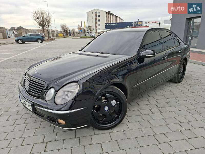 Седан Mercedes-Benz E-Class 2006 в Ивано-Франковске