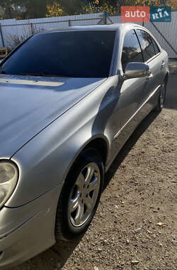 Седан Mercedes-Benz E-Class 2002 в Тернополе