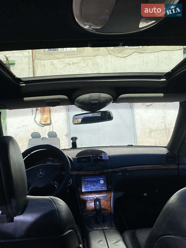 Седан Mercedes-Benz E-Class 2002 в Тернополе