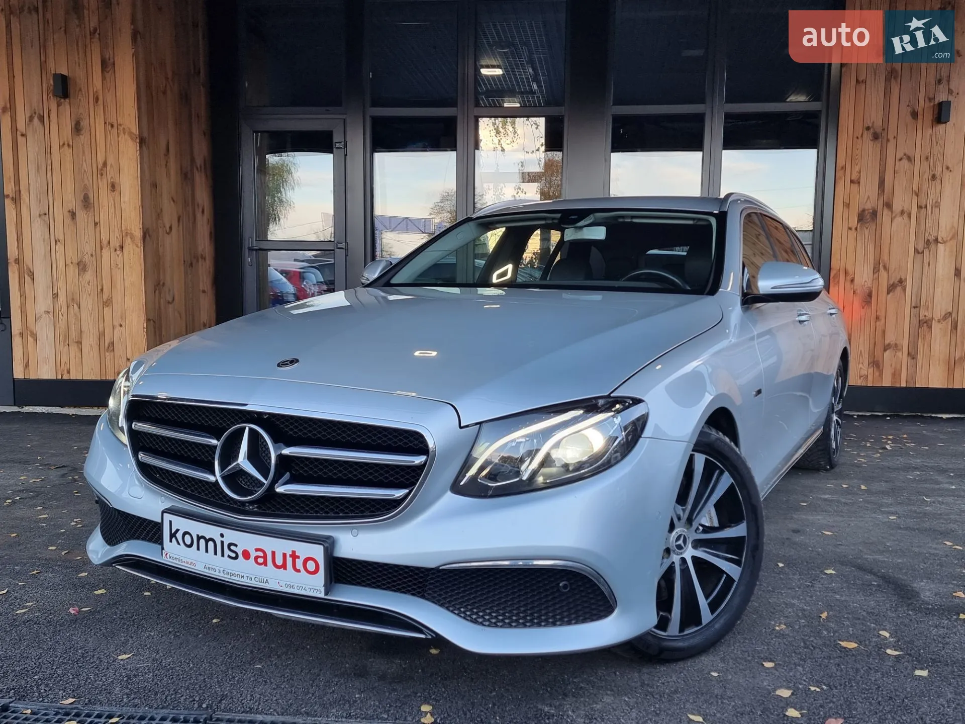 2019 Mercedes-Benz E-klasse - фото 1