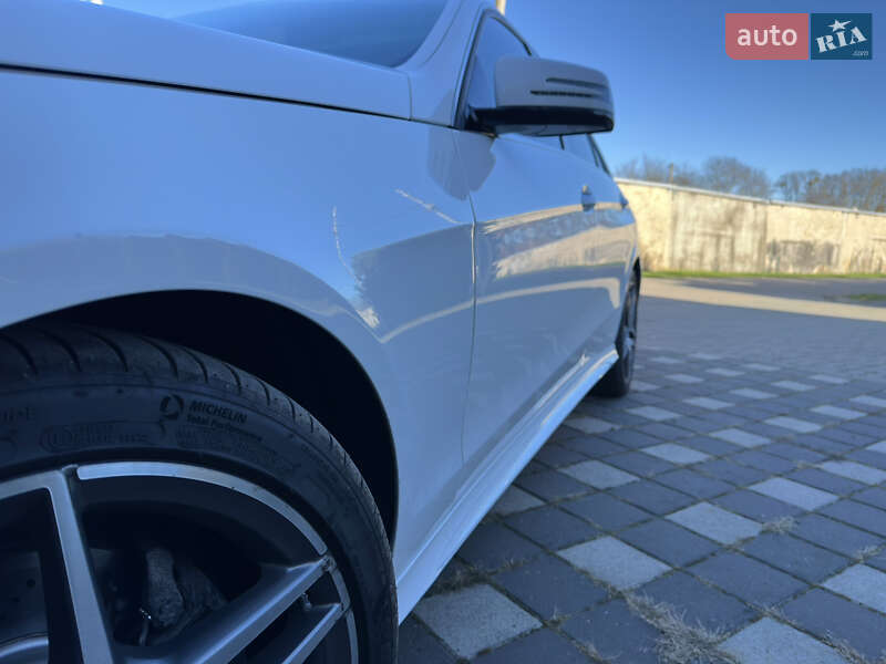 Седан Mercedes-Benz E-Class 2015 в Стрые