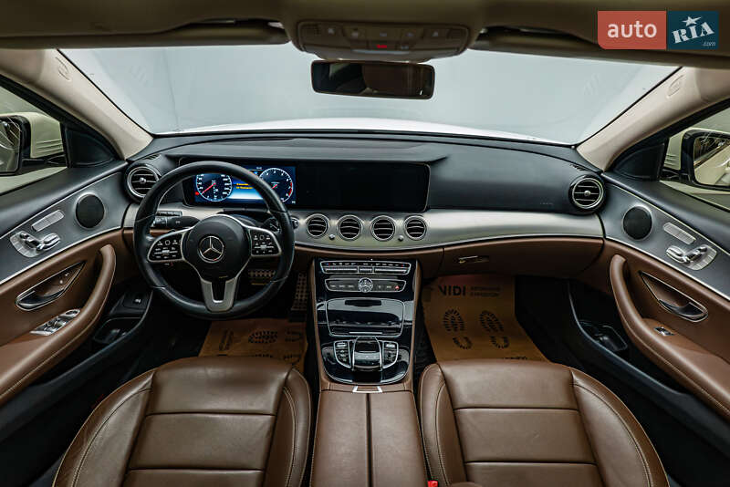 Седан Mercedes-Benz E-Class 2018 в Киеве