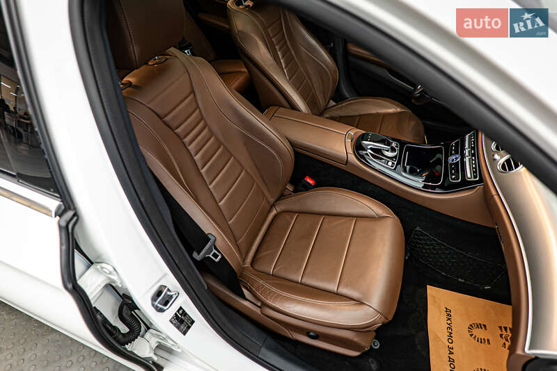 Седан Mercedes-Benz E-Class 2018 в Киеве