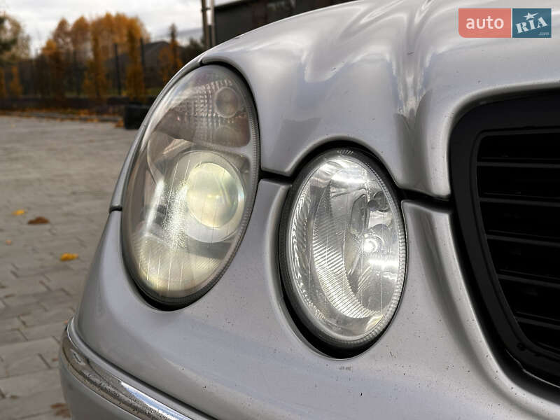 Седан Mercedes-Benz E-Class 2002 в Луцке