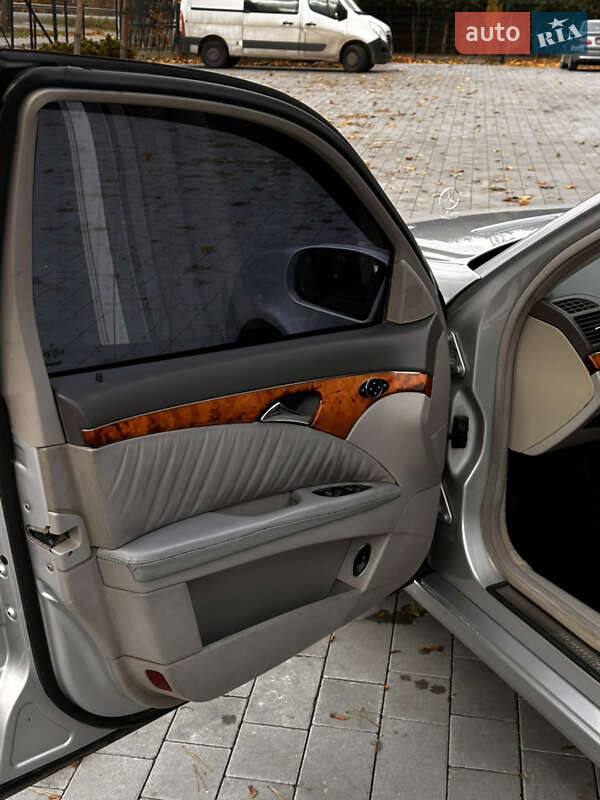 Седан Mercedes-Benz E-Class 2002 в Луцке