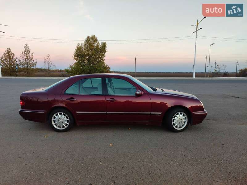 Седан Mercedes-Benz E-Class 1999 в Измаиле фото 6 Седан Mercedes-Benz E-Class 1999 в Измаиле