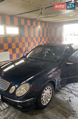 Седан Mercedes-Benz E-Class 2003 в Ивано-Франковске Седан Mercedes-Benz E-Class 2003 в Ивано-Франковске