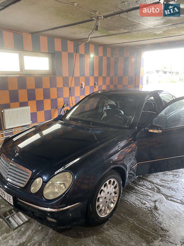Mercedes-Benz E-Class 2003
