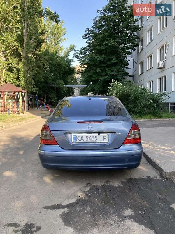 Седан Mercedes-Benz E-Class 2003 в Южноукраинске фото 4 Седан Mercedes-Benz E-Class 2003 в Южноукраинске