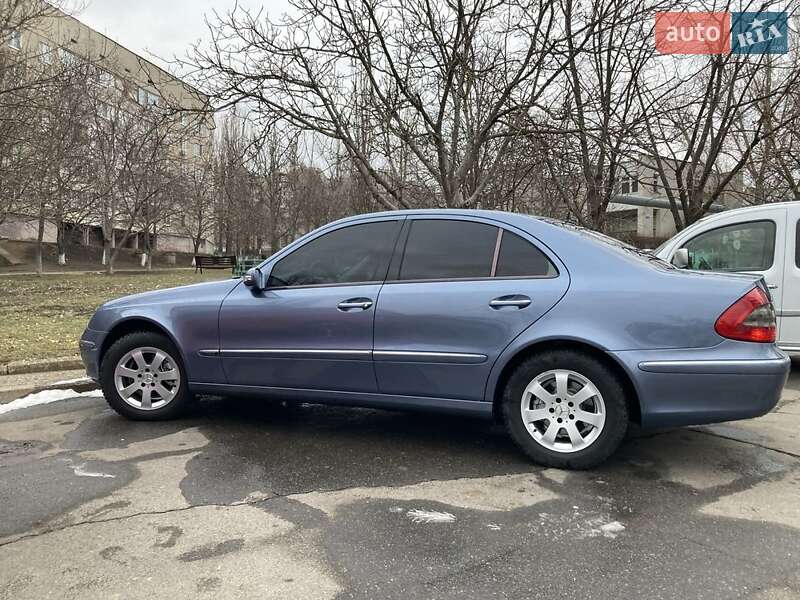 Седан Mercedes-Benz E-Class 2003 в Южноукраинске фото 8 Седан Mercedes-Benz E-Class 2003 в Южноукраинске