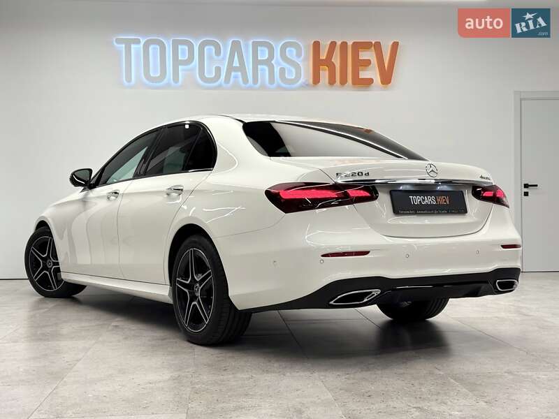 Седан Mercedes-Benz E-Class 2022 в Киеве