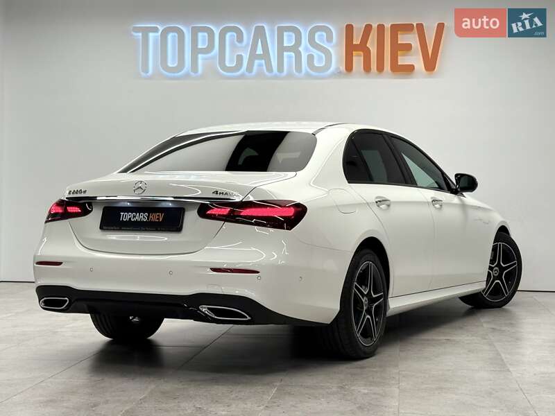 Седан Mercedes-Benz E-Class 2022 в Киеве