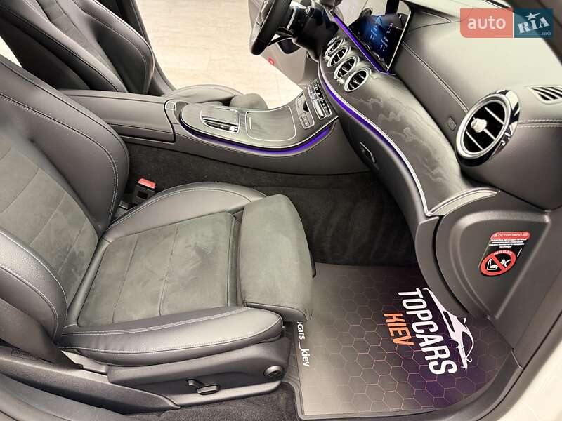 Седан Mercedes-Benz E-Class 2022 в Киеве