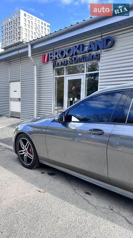 Универсал Mercedes-Benz E-Class 2017 в Днепре фото 6 Универсал Mercedes-Benz E-Class 2017 в Днепре
