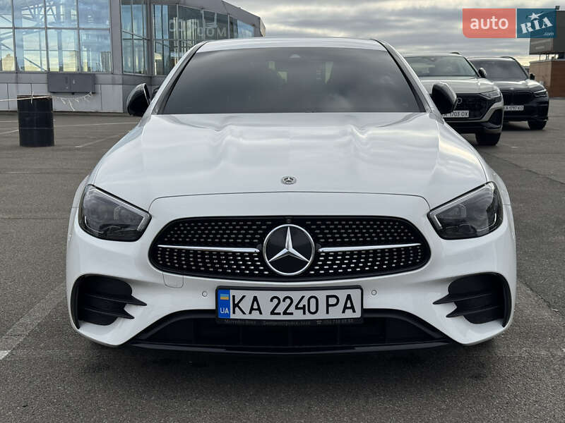 Седан Mercedes-Benz E-Class 2021 в Києві