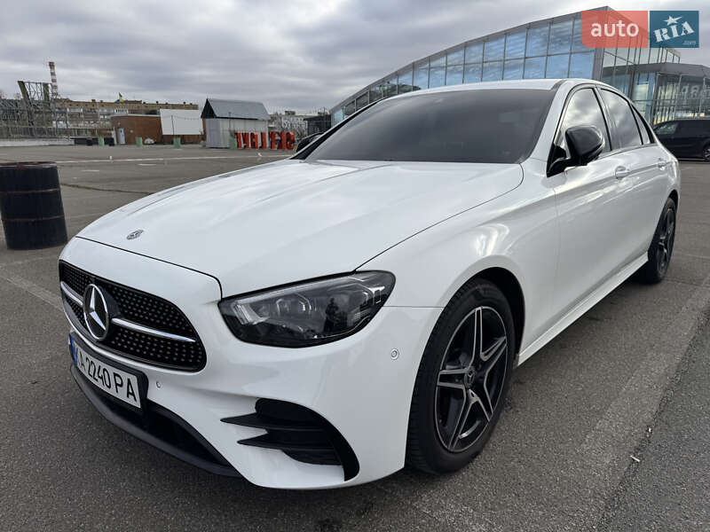 Седан Mercedes-Benz E-Class 2021 в Києві