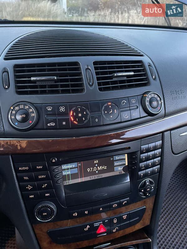 Седан Mercedes-Benz E-Class 2004 в Любомле фото 40 Седан Mercedes-Benz E-Class 2004 в Любомле