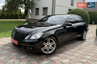 Седан Mercedes-Benz E-Class 2009 в Коломые