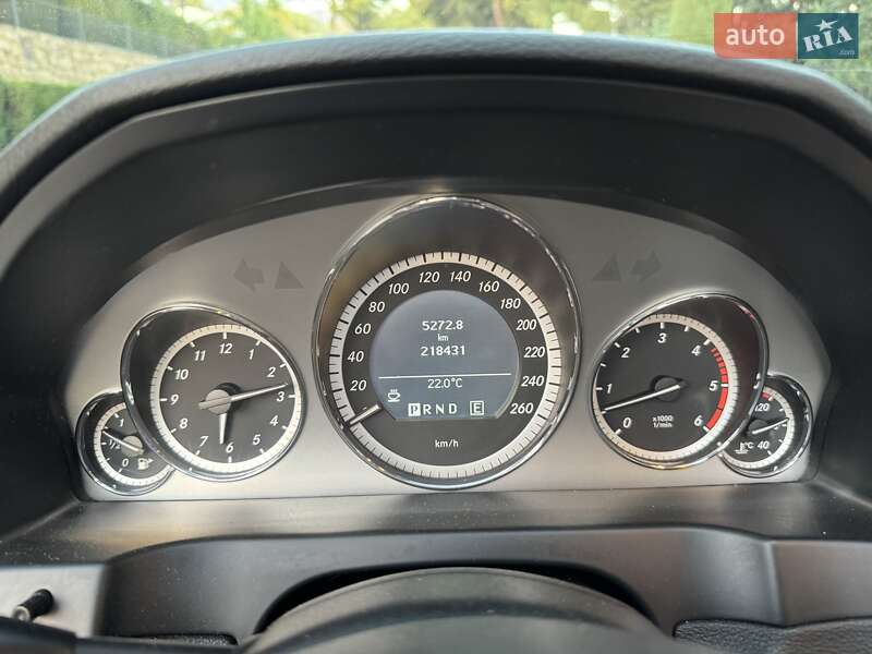 Кабріолет Mercedes-Benz E-Class 2011 в Івано-Франківську фото 15 Кабріолет Mercedes-Benz E-Class 2011 в Івано-Франківську