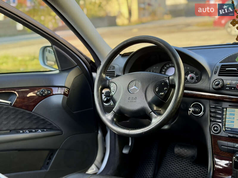 Седан Mercedes-Benz E-Class 2004 в Межгорье фото 49 Седан Mercedes-Benz E-Class 2004 в Межгорье