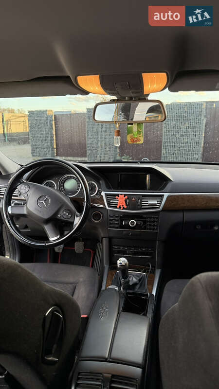 Седан Mercedes-Benz E-Class 2010 в Коломые фото 11 Седан Mercedes-Benz E-Class 2010 в Коломые