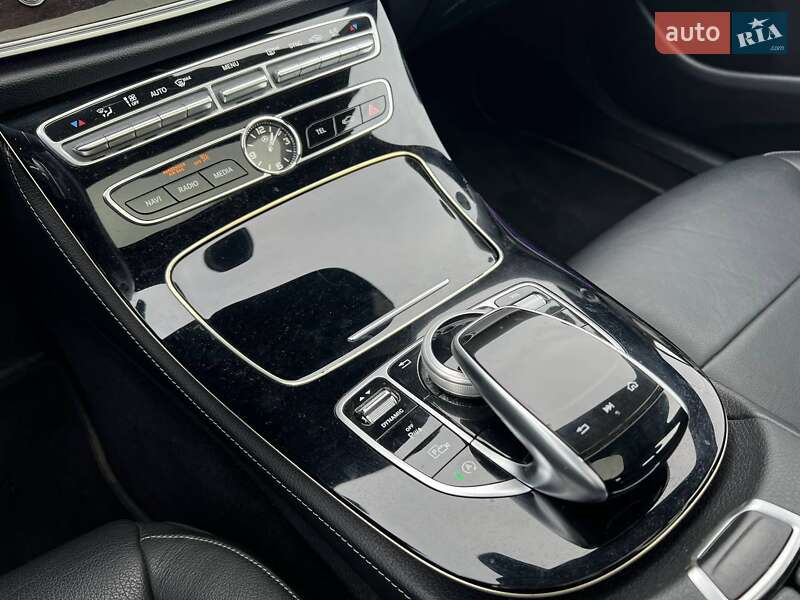 Седан Mercedes-Benz E-Class 2016 в Києві фото 22 Седан Mercedes-Benz E-Class 2016 в Києві