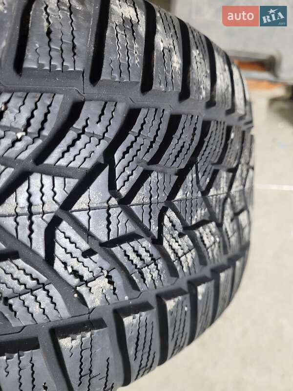 Седан Mercedes-Benz E-Class 2003 в Борщеві