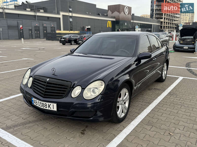 Mercedes-Benz E-Class 2003