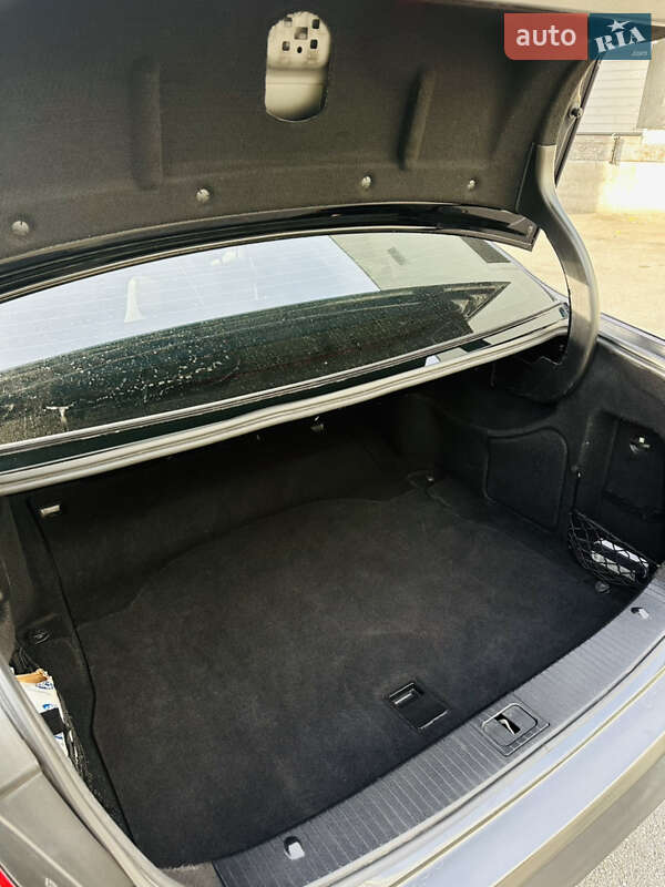 Седан Mercedes-Benz E-Class 2012 в Киеве фото 11 Седан Mercedes-Benz E-Class 2012 в Киеве